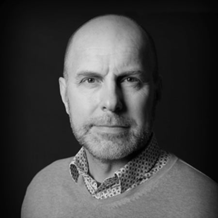 Förhandlare 


 Jens has worked as an lawyer in the entertainment industry since 2002 and is specialized in legal affairs concerning contracts, negotiations, litigation and rights management. He works with negotiations for some of our actors and comedians.